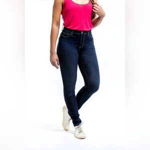 Women's Dark Blue Skinny Jeans Sise 7